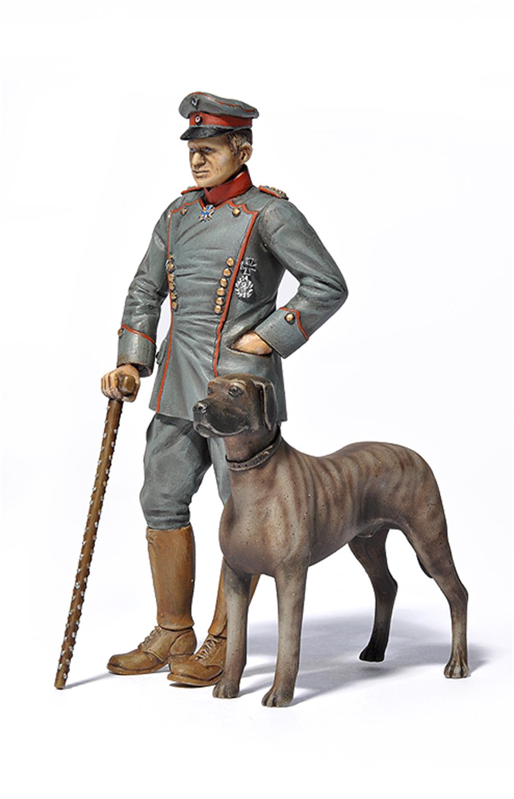 MiniArt 1/16 16032 The Red Baron Pilot Unpainted Plastic Figure