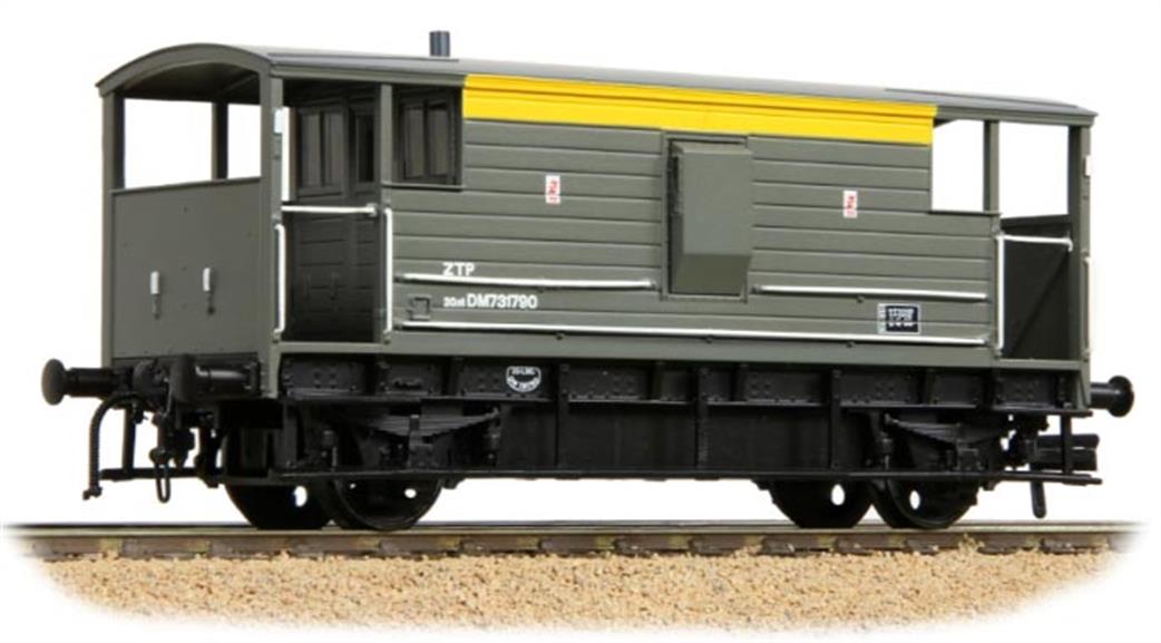 Bachmann OO 38-979 LMS 20T Brake Van BR Engineers Grey & Yellow