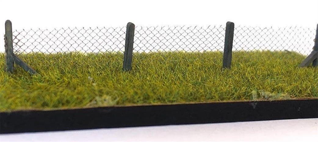 Scale Model Scenery 00 LX183 3ft Chainlink Fencing