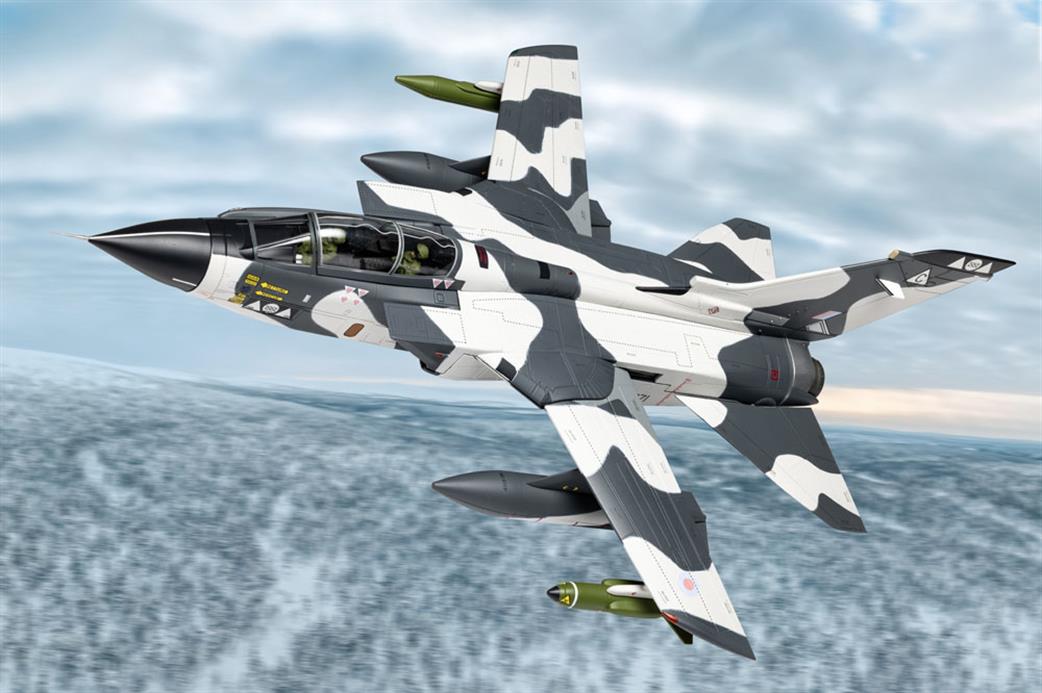 Corgi 1/48 AA29402 Panavia Tornado GR1A, ZA371/C, Norway, 1995