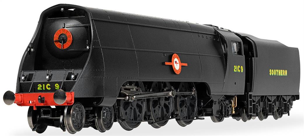 Hornby OO R30455 SR Merchant Navy Class 4-6-2 21C9 Shaw Savill WWII 80th Anniversary Collection