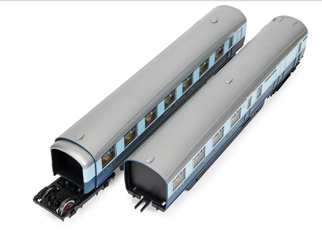 Hornby OO R40480 LNER West Riding Limited Open Third & Brake Third Articulated Coach pack