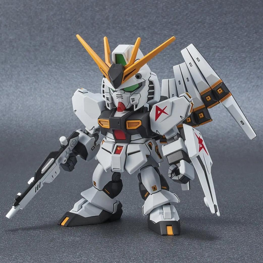 Bandai  5060928 SD Gundam Ex-Standard Nu Gundam