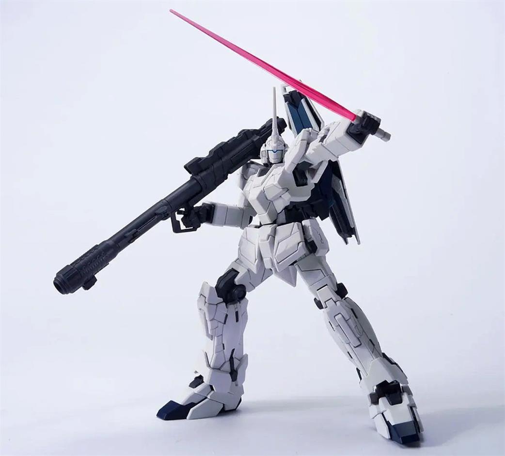 Bandai 1/144 5058264 HGUC RX-0 Unicorn Gundam (Unicorn Mode)