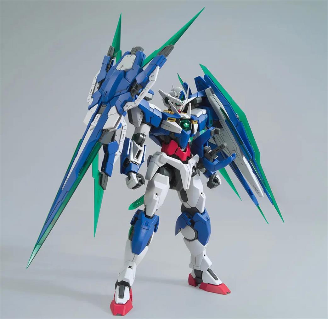 Bandai 1/144 5055328 MG OO QAN(T) Full Saber