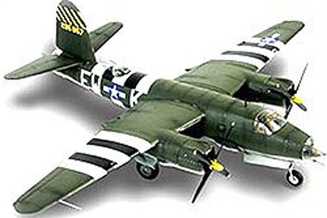 Unimax Forces of Valor 1/72 UN812015A Martin B-26B Marauder Shootin In 387th BG 556th BS