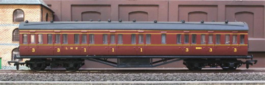 Dapol OO C097 Stanier 57ft Non-Corridor Lavatory Composite Coach Kit LMS Lined Maroon Livery