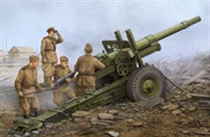 Trumpeter 02324 1/35 Scale Soviet ML-20 152mm Howitzer with M-46 CarriageDimensions - Length 260mm Width 75mm.The kit contains over 300 parts including photo etched items, realistic tyres and metal gun barrel. Full instructions including a full colour painting guide is supplied with the kit.Glue and paints are required 