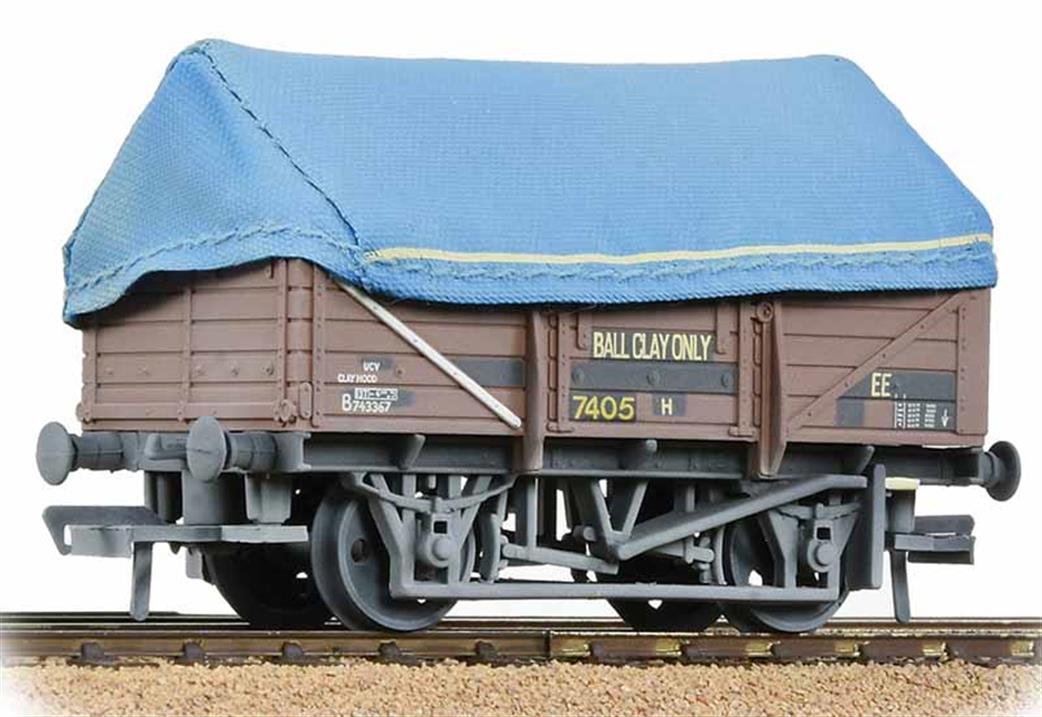 Bachmann OO 33-085B BR 5 Plank China Clay Wagon with Hood TOPS Lettering Weathered
