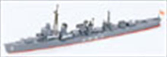 Tamiya 1/700 Harusame Destroyer Waterline Series Kit 31403Glue and paints are required