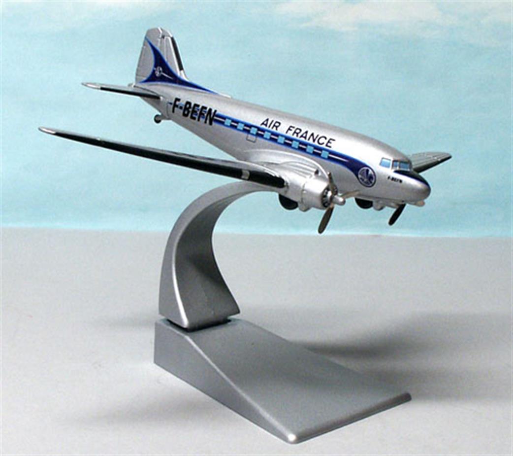 Corgi 1/144 47110 Dakota DC3 Air France