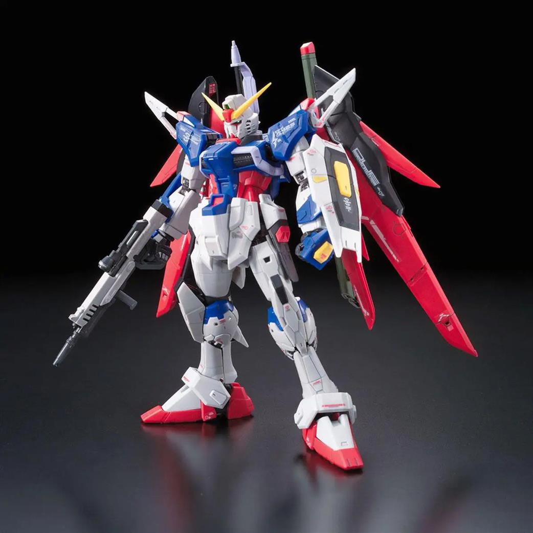 Bandai 1/144 5061616 RG Destiny Gundam