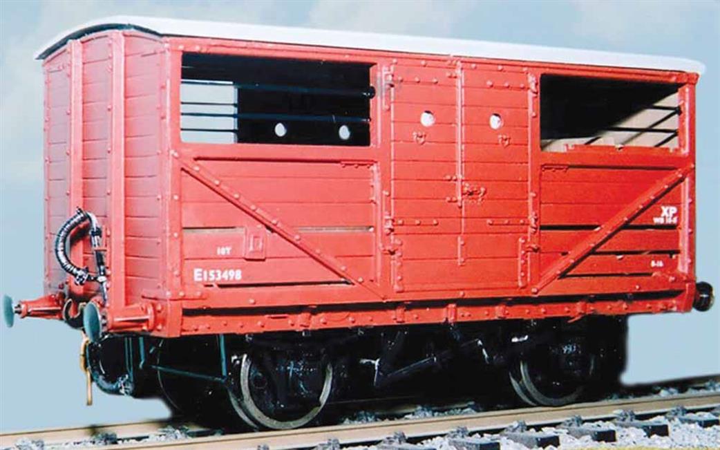 Parkside Kits O Gauge PS106 LNER Standard Cattle Wagon with Vacuum Train Brakes