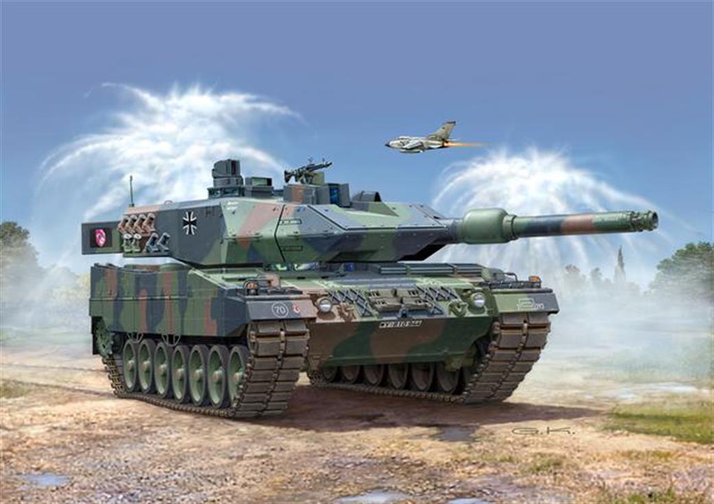 Revell 1/35 03243 German Leopard 2A5/ A5NL MBT