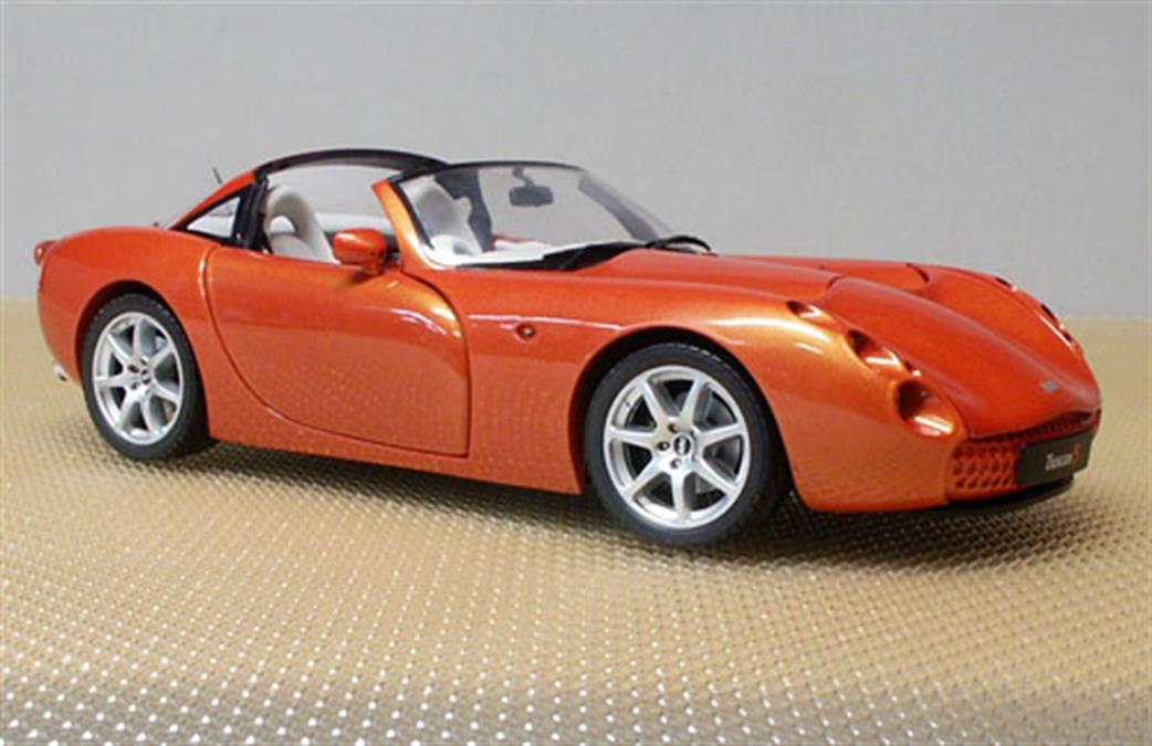 Revell 1/18 08840 TVR Tuscan S Orange