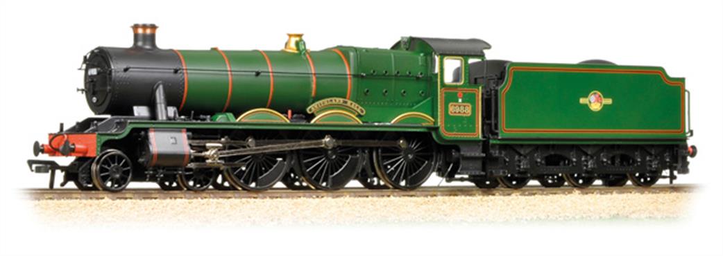 Bachmann OO 31-780 BR(W) 6988 Swithland Hall GWR 6959 Modified Hall Class 4-6-0 BR Lined Green Late Crest Collett Tender