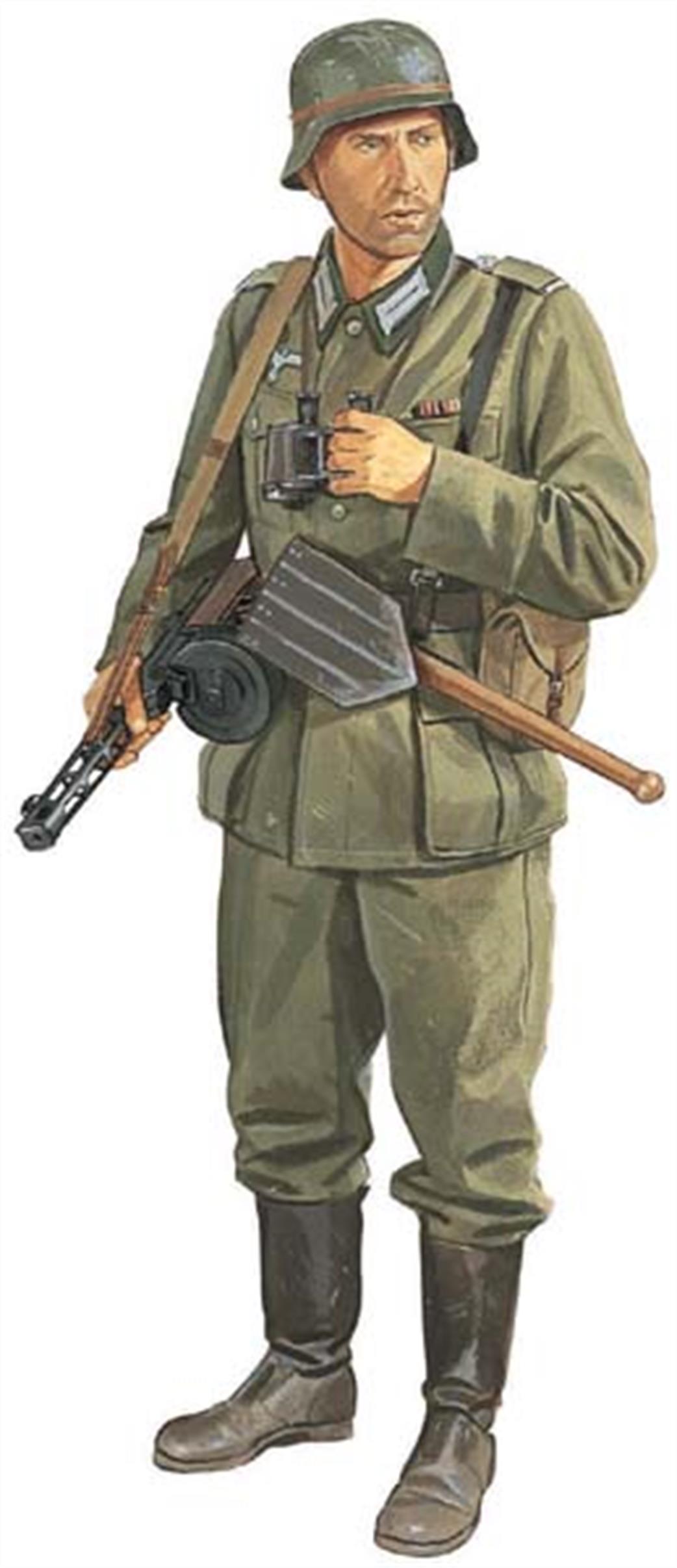 Dragon Models 1/16 1626 6th Army Oberfeldwebel, Stalingrad 1942 Warrior Series Plastic Figure Kit