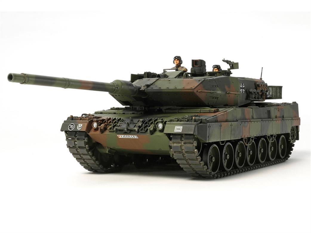 Tamiya 1/35 35271 German Leopard A6 Main Battle Tank Kit