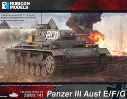 Detailed model kit for the German SdKfz141 Panzer III light tank with options to build Ausf E, F or G variants.Optional parts are supplied to model open or closed hatches and tank crew figures are included.