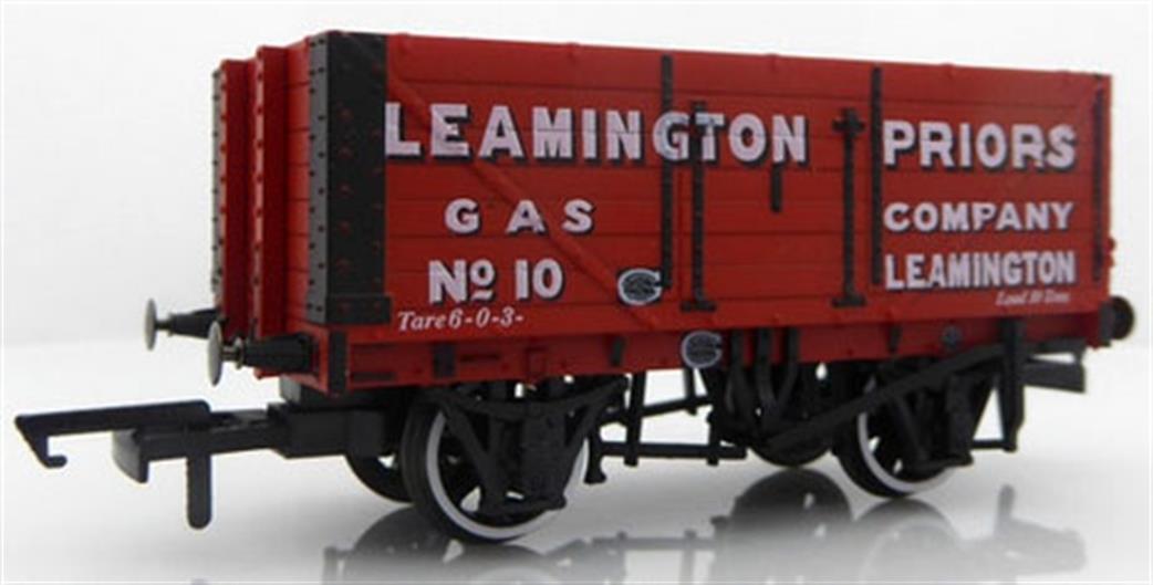 Oxford Rail OR76MW002 Leamington Priors Gas Company 7 Plank Open Coal Wagon Weathered OO