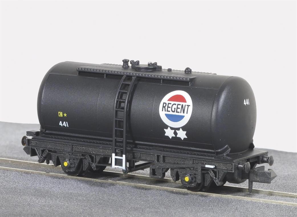Peco NR-P77 Regent 45-Ton Type Oil Tank Wagon 441 N