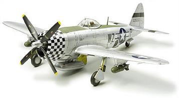 Tamiya 1/72 Republic P-47D Thunderbolt Bubbletop WW2 American Fighter 60770Following the successful release of the P-47D "Razorback", Tamiya now introduces its successor, the "Bubbletop" to the 1/72 scale War Bird Collection. At just 153mm it is the perfect size for collecting. Fuselage and canopy designed with all new parts to accurately represent bulky size. Loads of accessories including 500 pound bombs and M10 rocket launchers. Decals for 2 types of markings, including the 8th Air Force, 78th Fighter Group.Glue and paints are required t