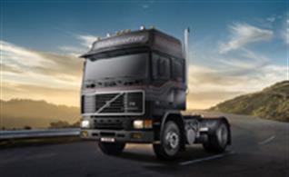 Italeri 3923 1/24 Scale Volvo F-16 Globetrotter TruckLength 240mmThe kit includes clear styrene items for glazing, realistic vinyl tyres and decals. Full instructions are supplied.