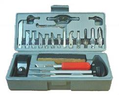 Expo Standard Hobby Craft Tool Set 73515The 23 tools contained in this great value set are ideal for modellers. With all three sizes of Expo odel knife handle, a superb range of blades, tweezers, and even a spoke shave!