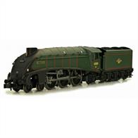 Detailed model of the Gresley designed streamlined A4 class pacific locomotive.Preserved A4 60009 Union of South Africa is modelled here in later form with a double chimney and painted in the late BR green livery.DCC Ready. 6 pin decoder required for DCC operation.