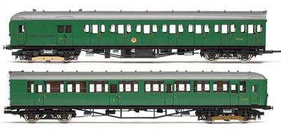 Model of a hybrid HAL/BIL unit formed with HAL DMBT motor car 10729 and BIL DTC(L) driving trailer 12146 as unit number 2611.Era 5, late British Railways 1957-1968