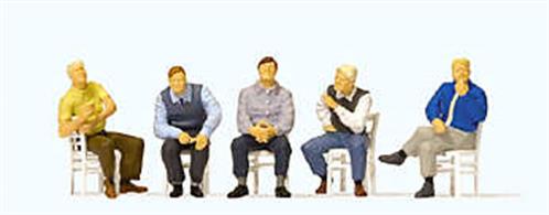Pack of seated male figures. Ideal for adding an occupant to lineside offices!