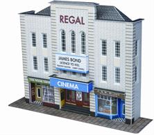 The OO/HO kit of the cinema proved to be popular, and so too will this new N gauge version. Low relief buildings help create an interesting back-drop to the layout, and combined with others in the range, will add interest to any street scene.