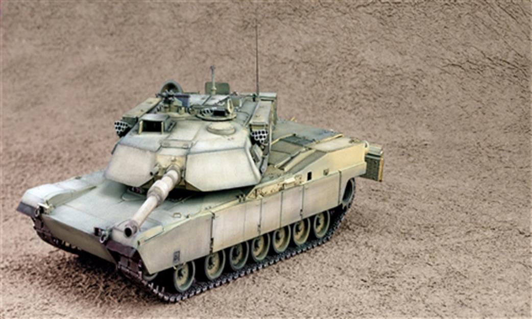 Italeri 6438 M1A1 Abrams with Resin Parts 1/35