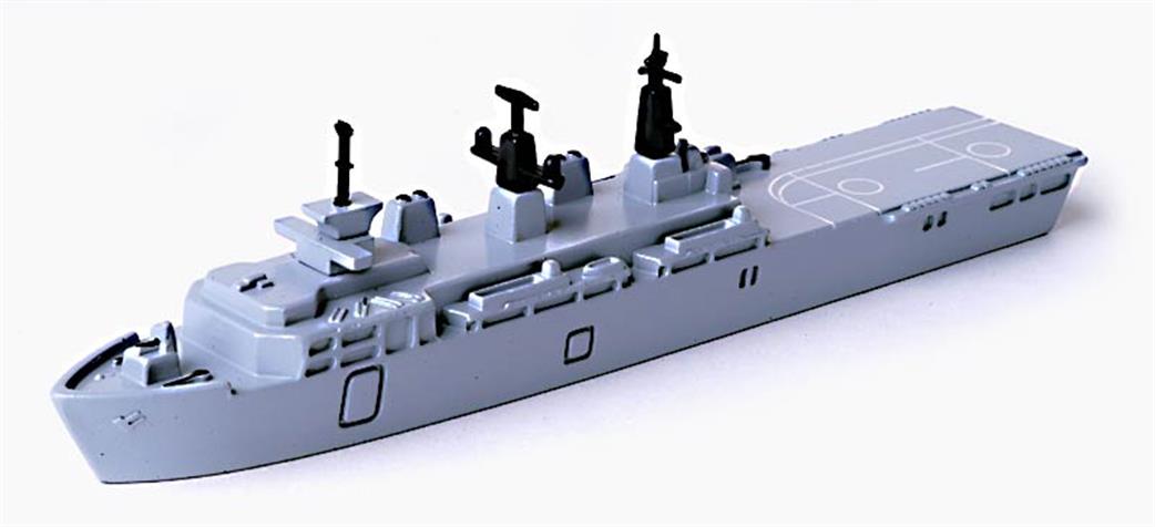 Tri-ang Minic 1/1200 P710-L14 RN L14 HMS Albion Class Assault Ship Model