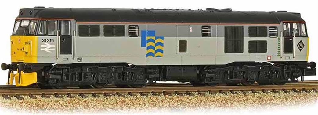 Graham Farish 371-136 BR Railfreight 31319 Class 31/1 Diesel Railfreight Petroleum Sector N