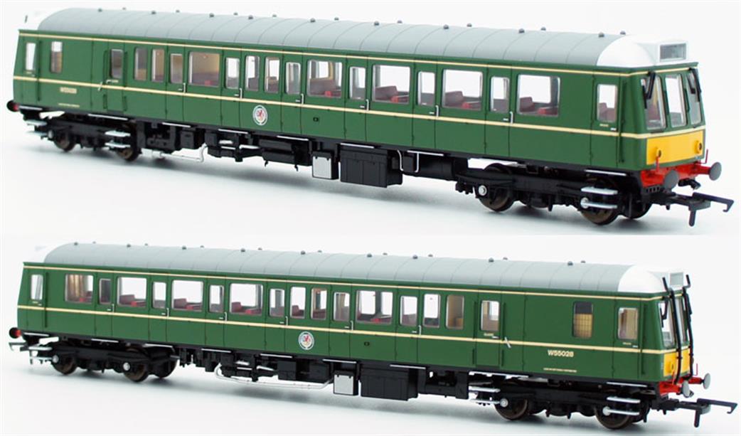 Dapol OO 4D-009-002 BR W55028 Class 121 Pressed Steel Single Car DMU Green with Small Yellow Panels