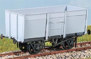 About 8000 were built in 1944-1947, almost 2000 of which worked in France until repatriated in the early 1950s. Most survived until the mid 1960s, as BR diagram 1/100. These finely moulded plastic wagon kits come complete with pin point axle wheels and bearings.Glue and paints are required to assemble and complete the model (not included) 