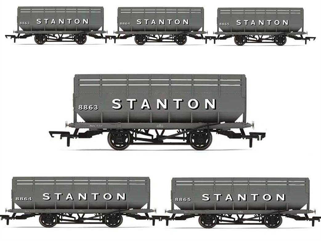 Hornby OO R60254 Stanton Coke Hopper Wagons Triple Pack