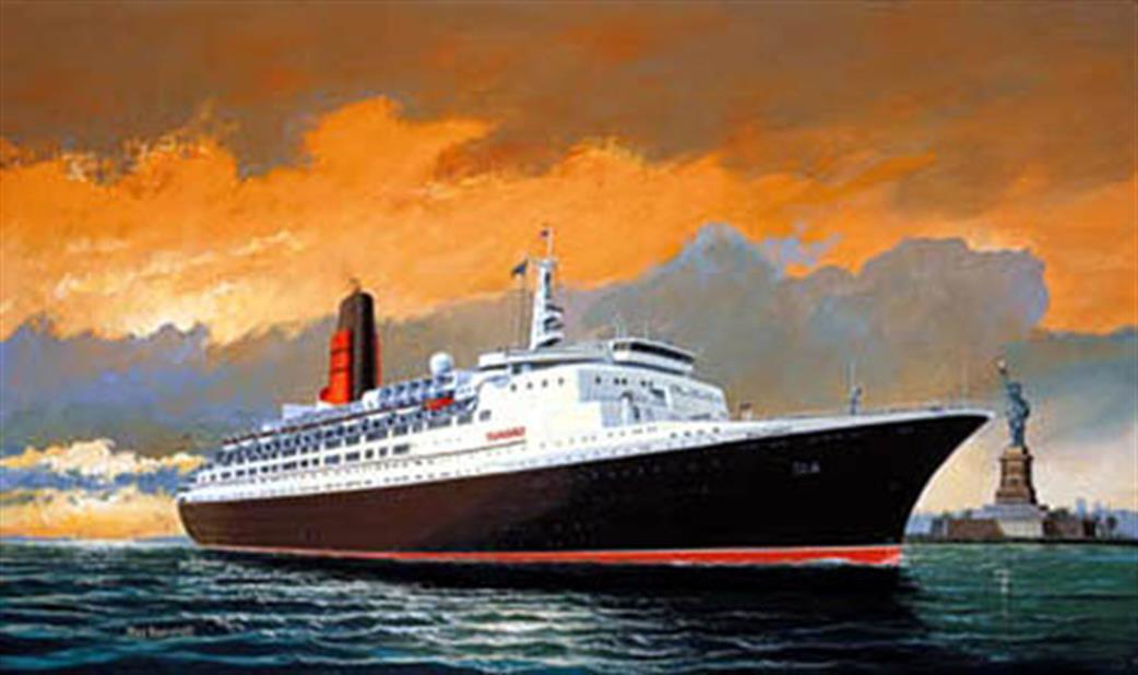 Revell 1/1200 65806 Queen Elizabeth 2  Cruise Liner Model Set