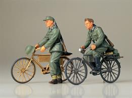 Tamiya 1/35 German Soldiers with Bicycle 35240What! not mechanised, these poor Germans soldiers have to bike it.Glue and paints are required to assemble and complete the figures (not included)
