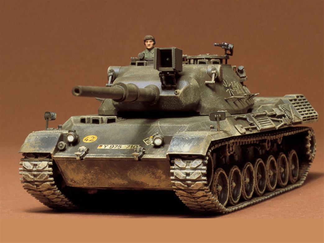 Tamiya 1/35 35064 German Leopard Tank Modern Battle Tank Kit
