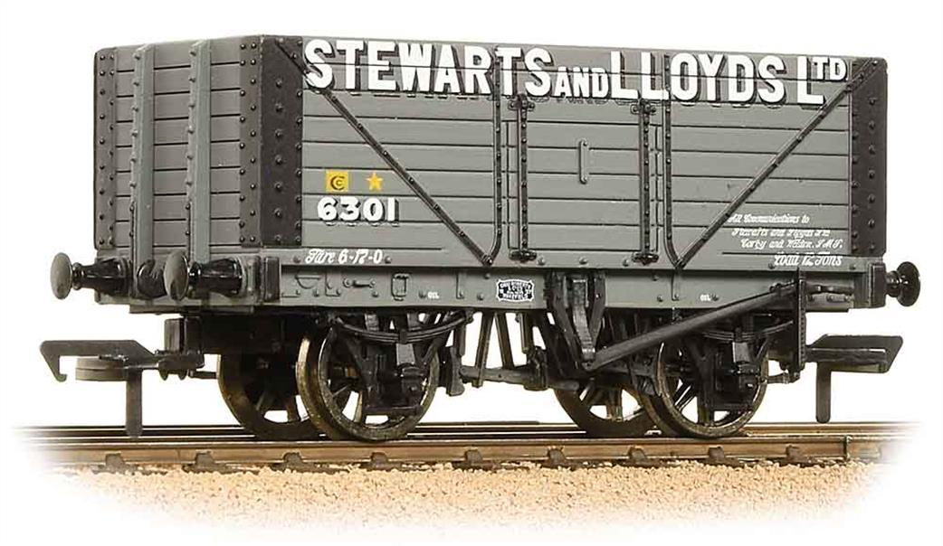 Bachmann OO 37-157A Stewarts & Lloyds Ltd 8 Plank Open Wagon