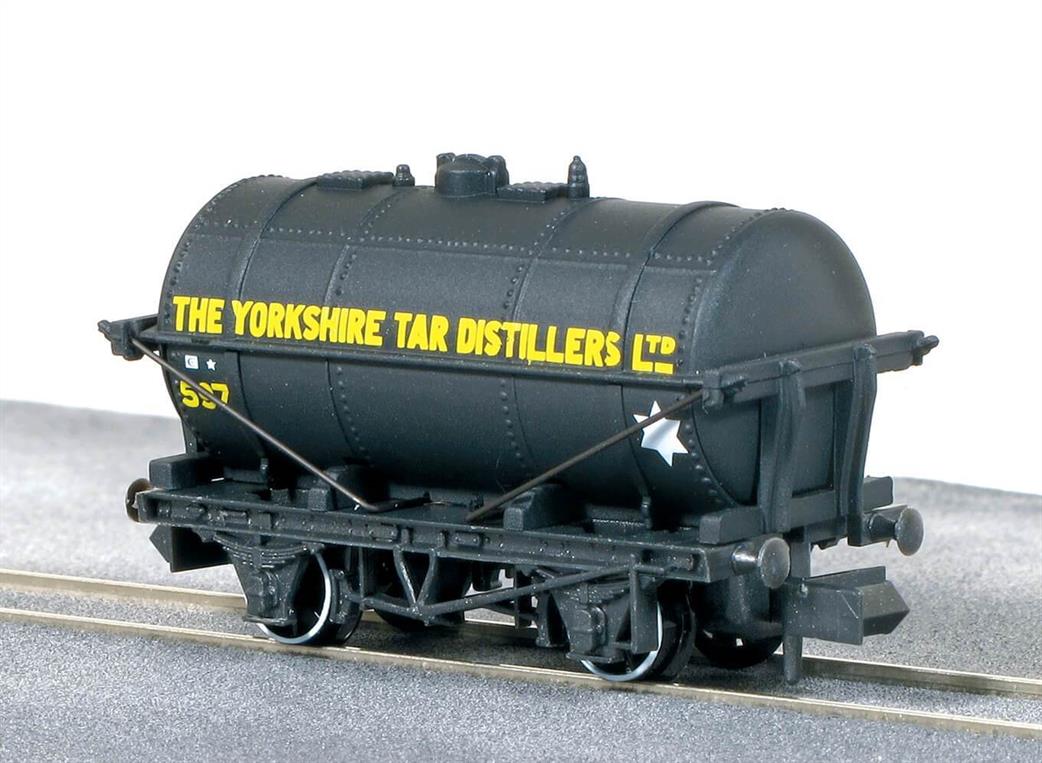Peco NR-P180 Yorkshire Tar Distillers Oil Tank Wagon N