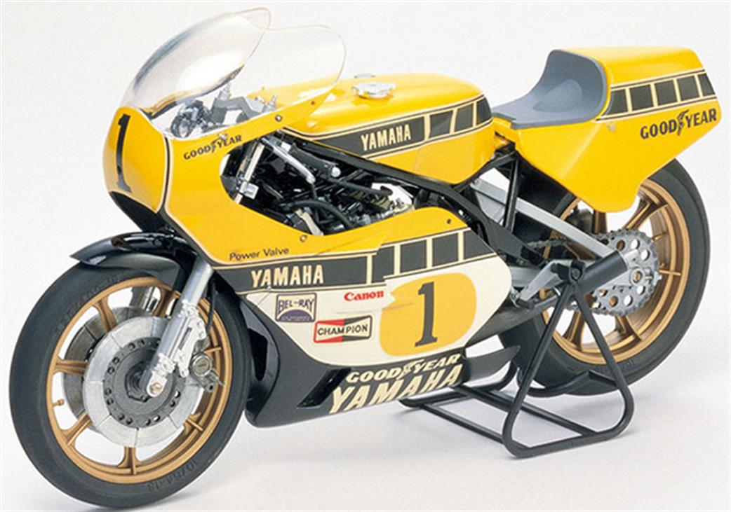 Tamiya 14001 Yamaha YZR500 GP Racer Motorbike Kit 1/12