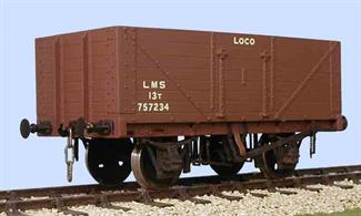 Based on the RCH 1923 specification 7 plank open wagons the LMS constructed a fleet of these wagons for locomotive coal service. These wagons replaced older pre-grouping wagons which were often small capacity wagons displaced from revenue stock.Supplied complete with wheels, 3 link couplings and sprung buffers. Slaters RCH 1923 type wagon kits are supplied with etched brass W irons and compensating units.