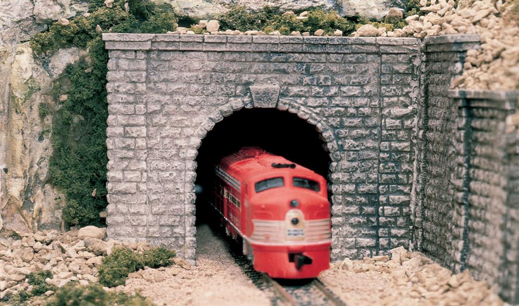 Woodland Scenics C1267 Single Track Tunnel Portal Dressed Stone Masonry O Gauge