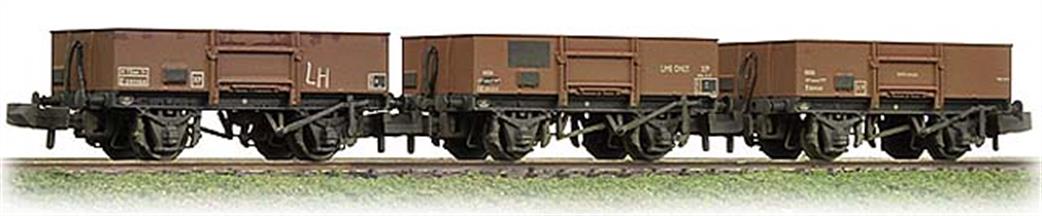 Graham Farish N 377-965 BR 13-Ton Steel Open Wagons Pack of Three Weathered