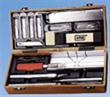 Expo Deluxe Knife and Mitre Box Tool set 73516735-16 30pc Deluxe CraftTool Set in case.Set Contents : 1 x 73540 no.5 knife, 1 x 73541 no.2 knife, 1 x 73542 no.1 knife, 1 x 76090 mitre box, 1 x 73547 razor saw blade,4 x different woodworking gouges, 1 x 73556 T26, 2 x 73555 T24, 2 x 73550 T2, 2 x 73553 T19, 2 x 73574 T17, 2 x 73770 T10,4 x 73571 T11, 2 x 73573 T16, 1 x sanding block, 1 x pair of tweezers and 1 x jewellers scribe.