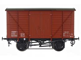 British Railways standard design of box van could be built in several forms, the standard ventilated vans could have planked of plywood sheathing fitted to the standard side framework. Separate diagram numbers were issued to try to identify which construction method was used, diagram book one having page 208 allocated for planked vans and 218 for plywood sided vans.This model replicates the planked side version with three-section corrugated ends.