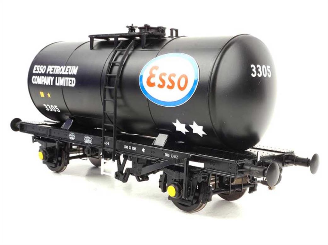 Heljan O Gauge 1010 35-tonne 4-Wheel Class B Oil Tank Wagon Esso Black Early